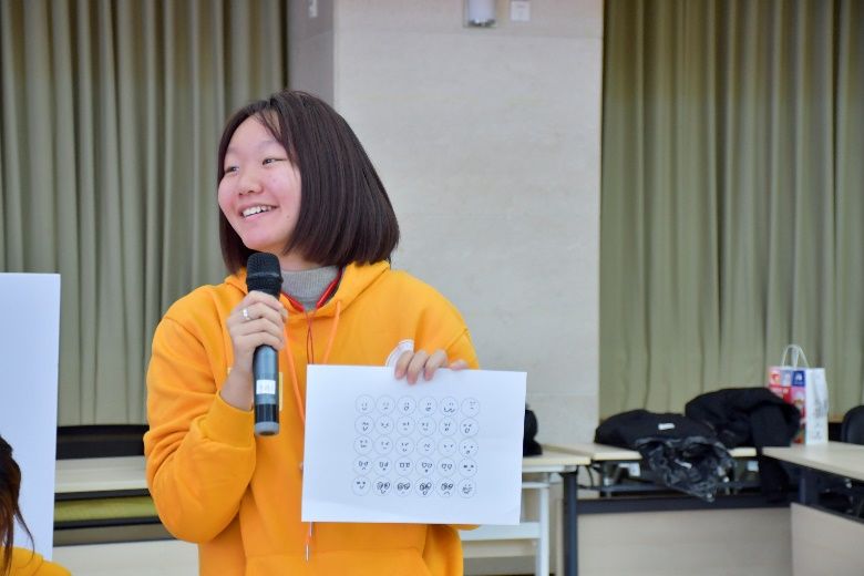 电脑的人中度可信度描述已自动生成